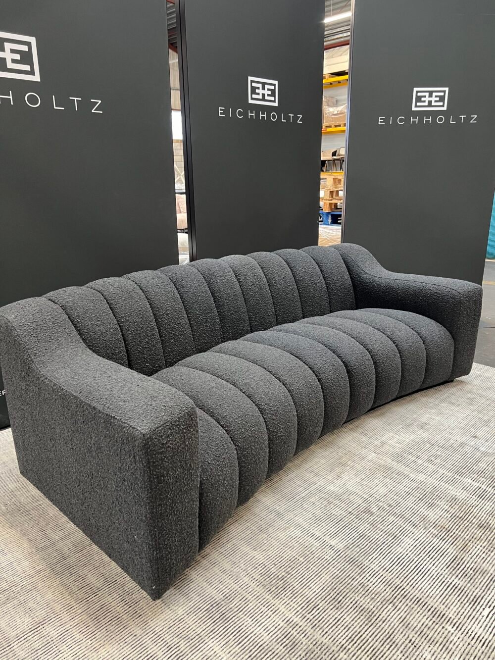 Bank Kelly L Zwart